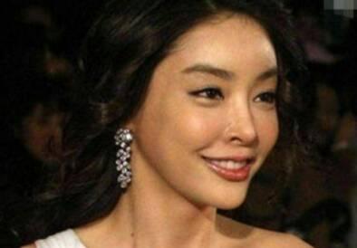 叫人玩的最惨的女明星,盘点那些被女明星玩得最惨的瞬间